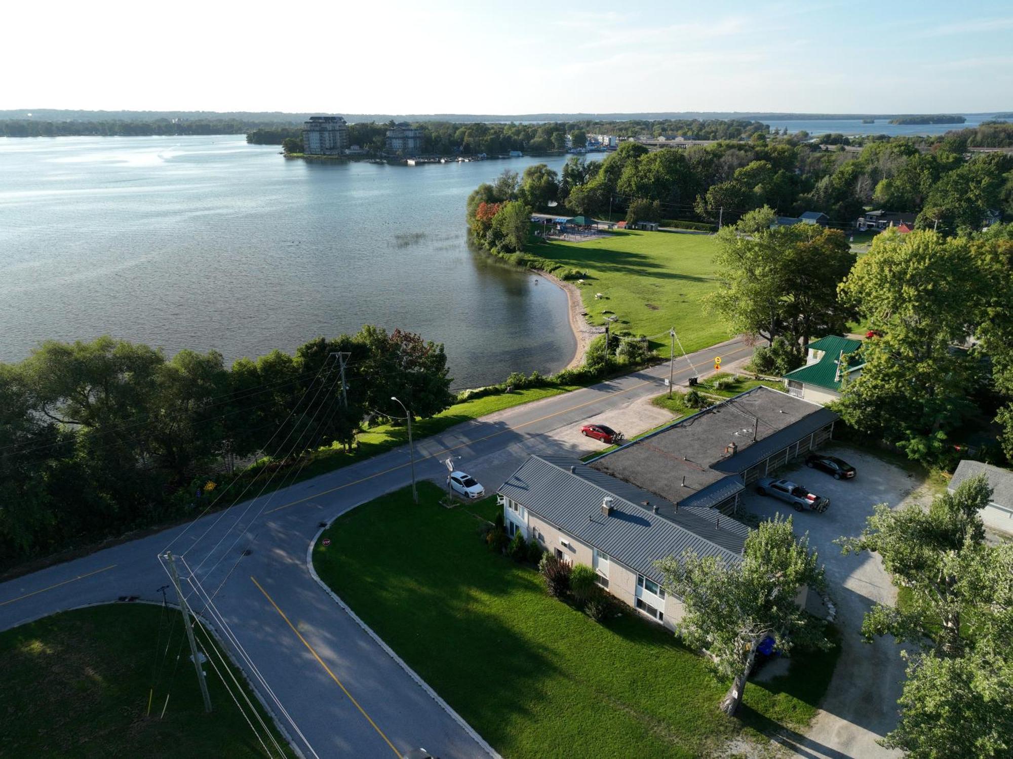 Lakeside Inn Orillia Exterior foto